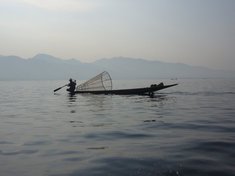 Travel - Myanmar - Inle Lake - First Boat Trip - Out onto the lake